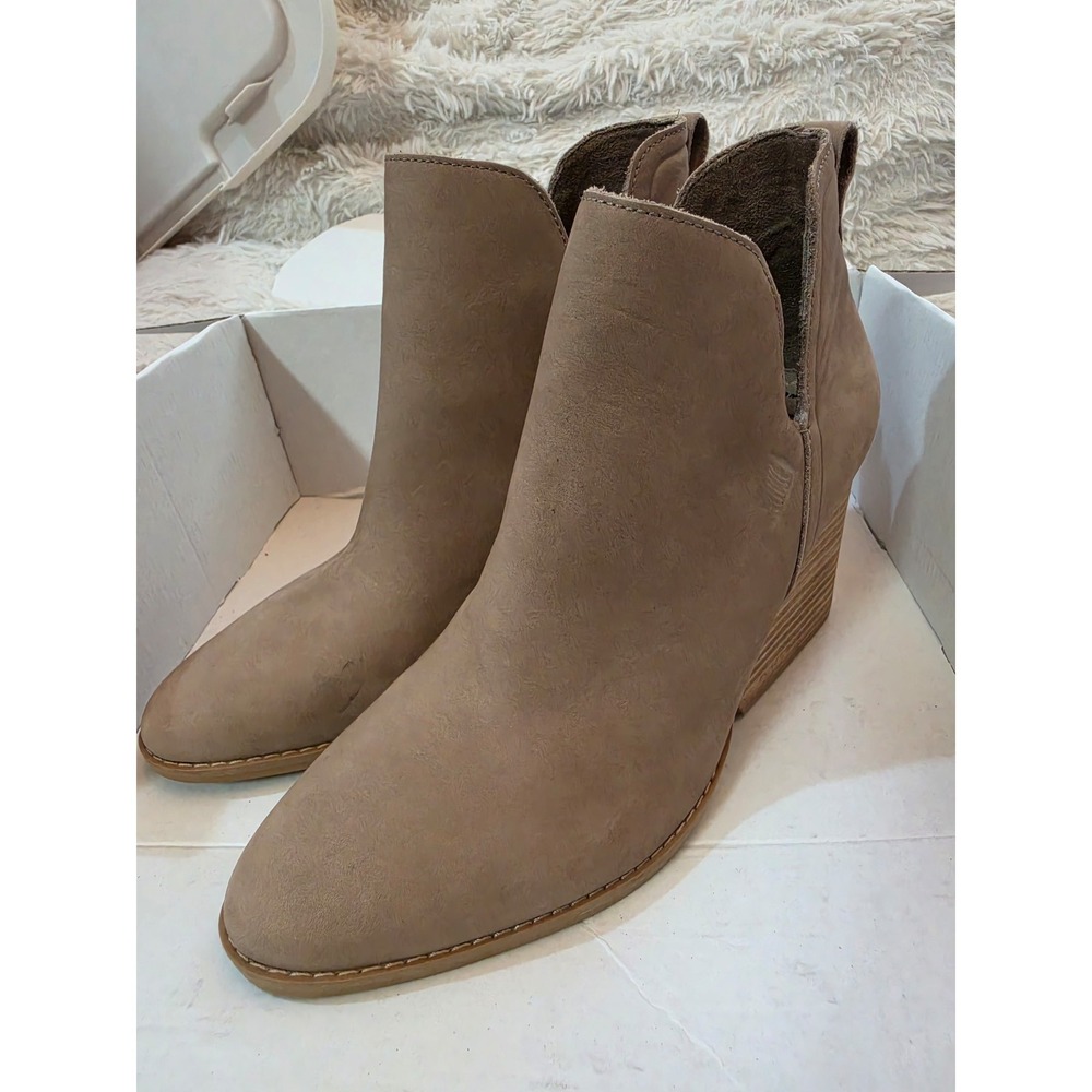 NWOB TOMS Eliza Taupe Nubuck Leather Cutout Wedge Booties - Women's 8.5
